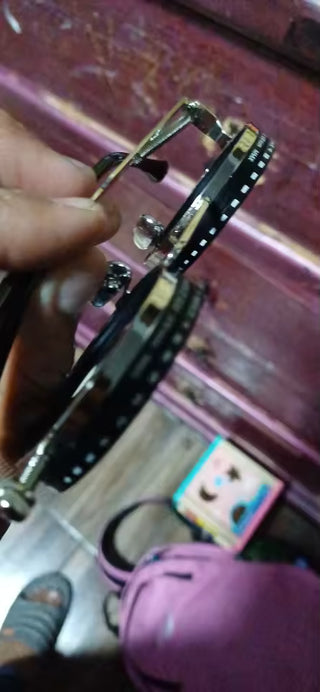 Solid glasses, minor fit issue